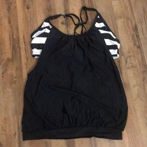 Black and white tankini only. Size XL